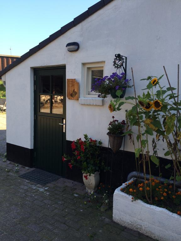 B&B De Laarhoeve Waalre Exteriör bild